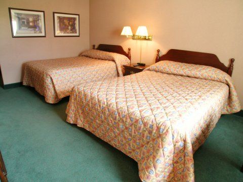 Moberly Inn & Suites Habitación foto
