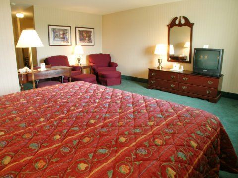 Moberly Inn & Suites Habitación foto